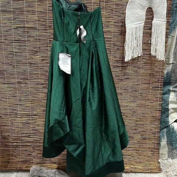 Womens Satin Strapless Evening Dress Size 4 - Picture 2 of 3